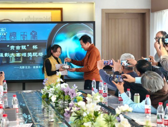 图示, 示意图

中度可信度描述已自动生成:ver1