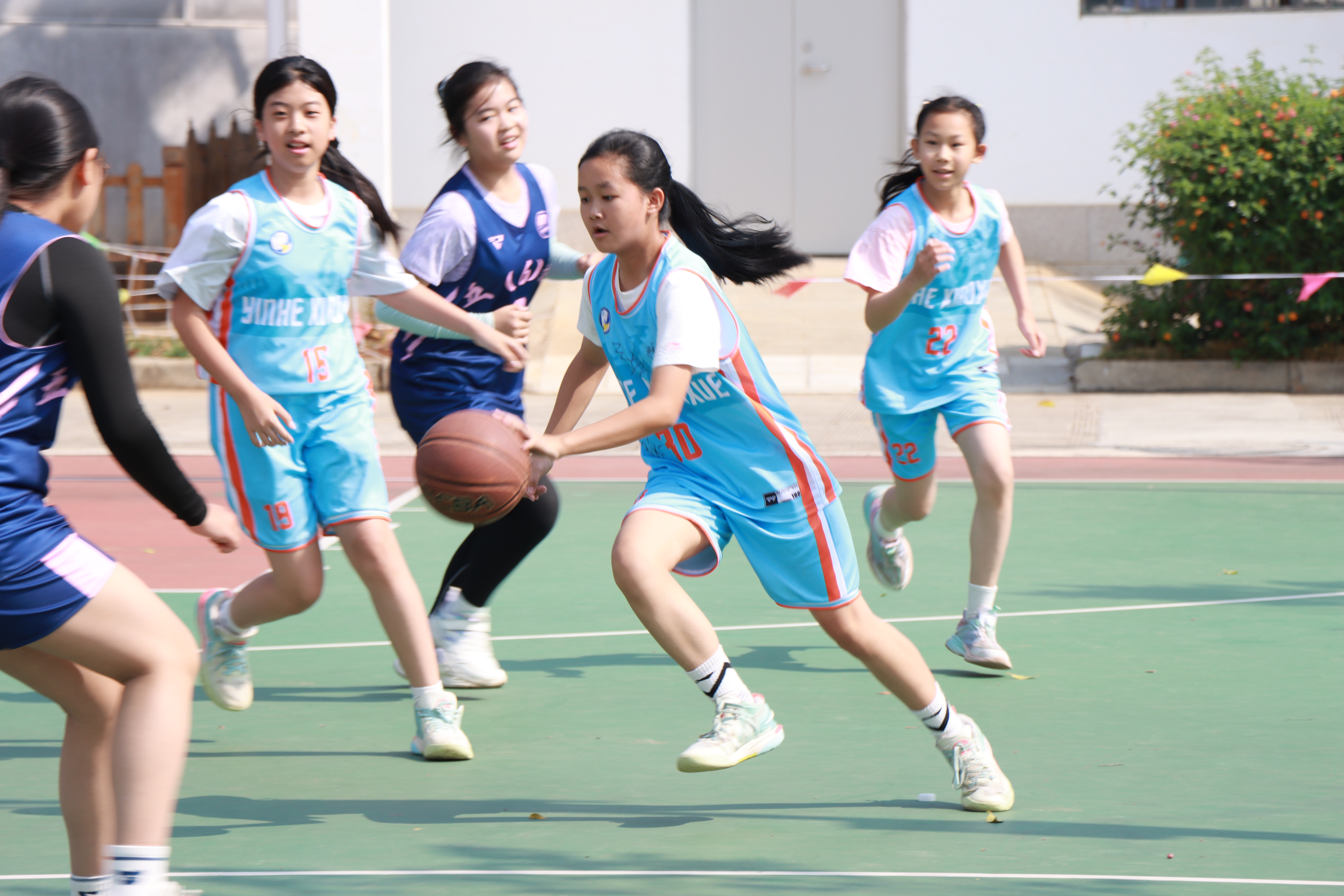 红河州义务教育学校落实“周三无作业日”见闻