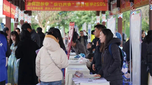 蒙自：“建设者之家”让各族群众充分融入城市