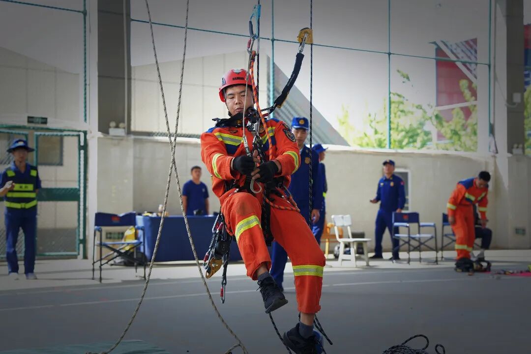 下降状态一对一救援 (3).jpg