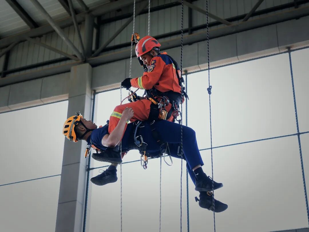下降状态一对一救援 (1).jpg
