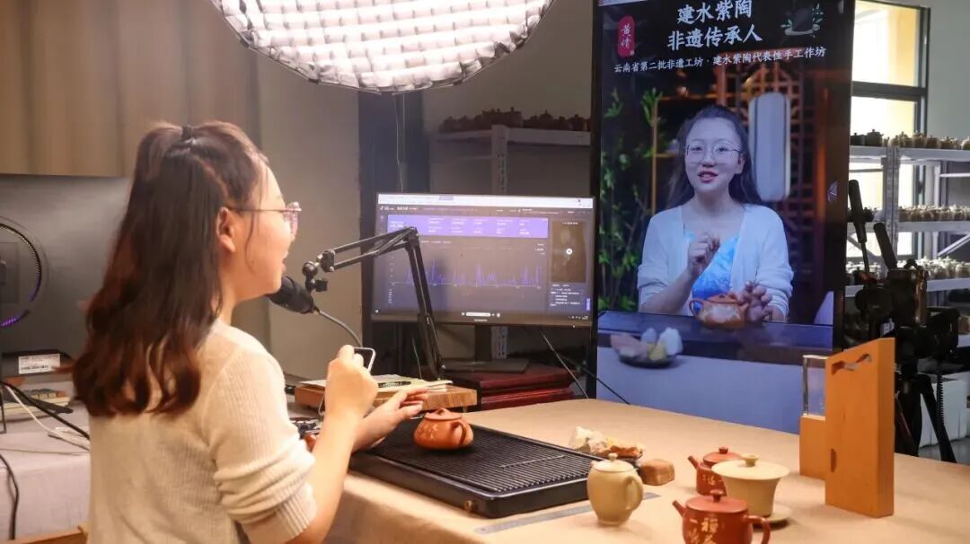 建水紫陶:千年窑火淬炼百亿产业 建水紫陶:千年窑火淬炼百亿产业
