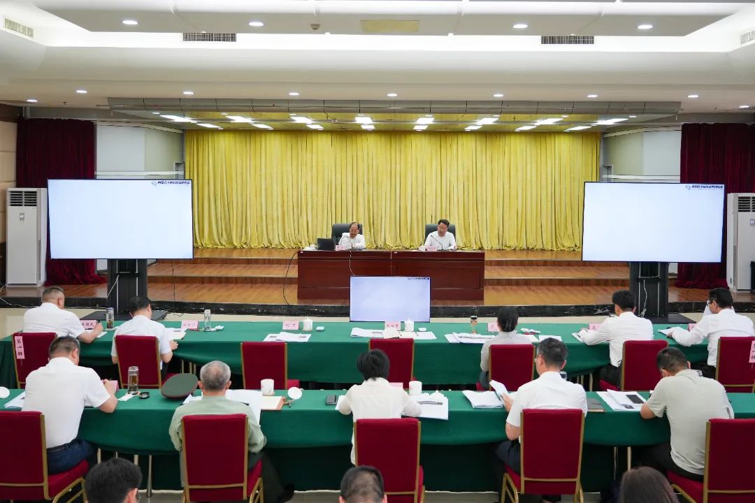图3、会议现场.jpg